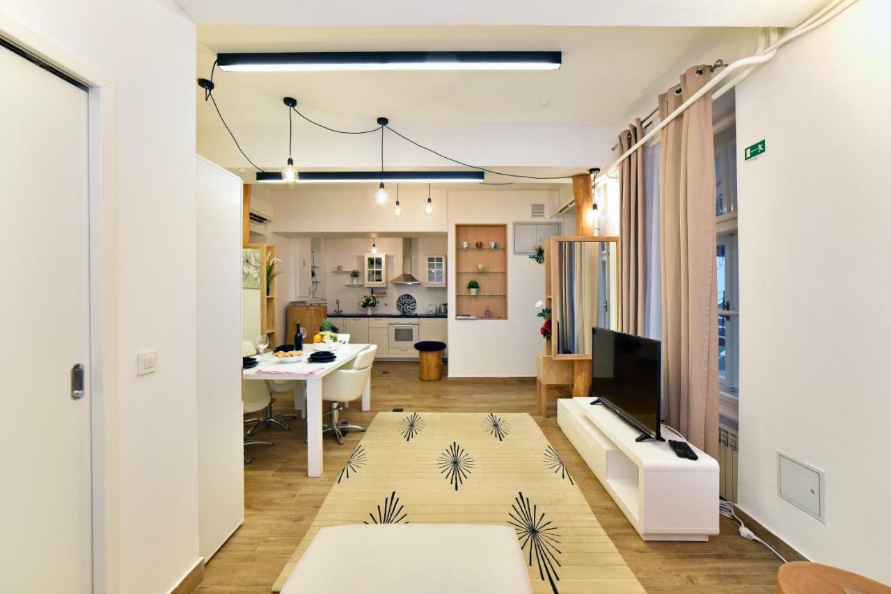 Ban Jelacic Apartment 자그레브 외부 사진